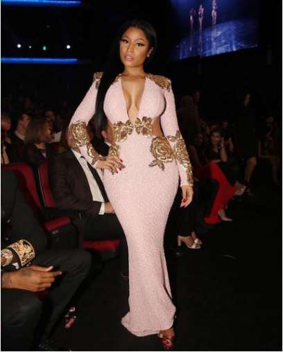 Meek Mill can't stop staring at Nicki Minaj's breasts