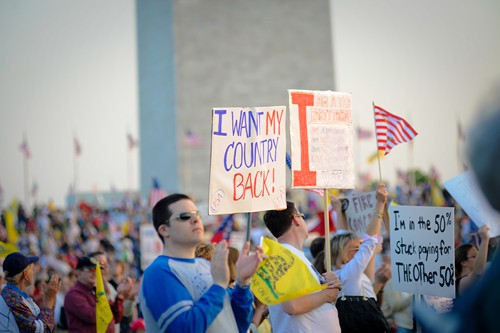 The white people at this Tea Party rally are under the impression that they no longer have a country. Does feeling this way lead many whites to despair and death