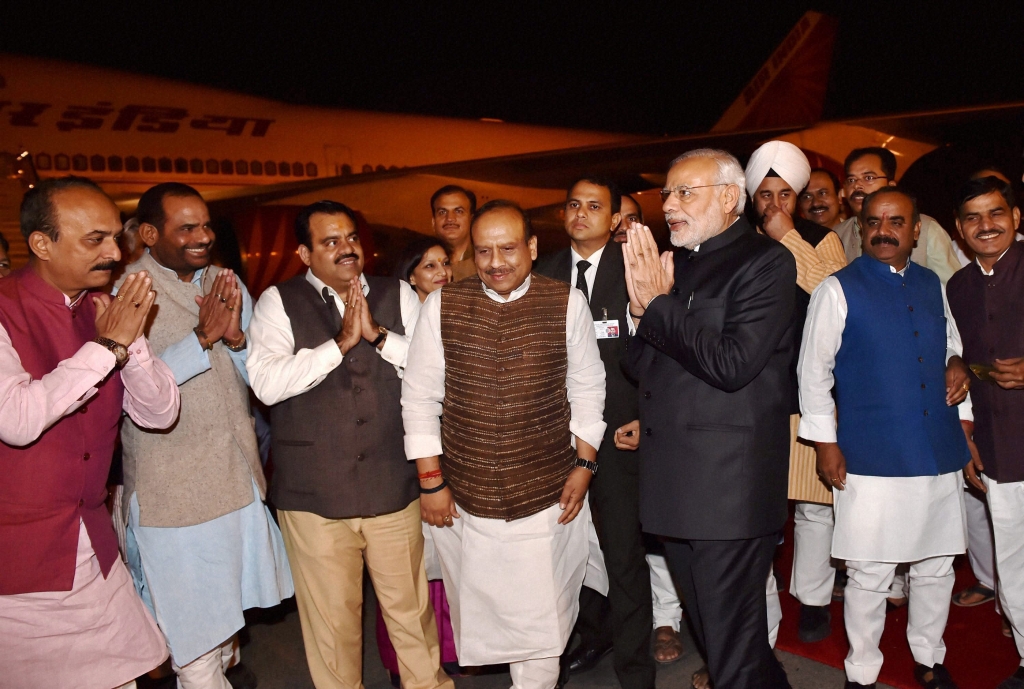 New Delhi Prime Minister Narendra Modi being welcome by party leaders on his arrival at AFS Palam in New Delhi on Tuesday weehours. PTI