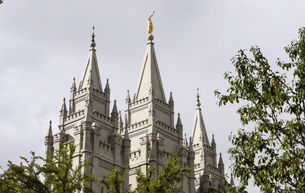 Mormon church will no longer baptize children of gay parents