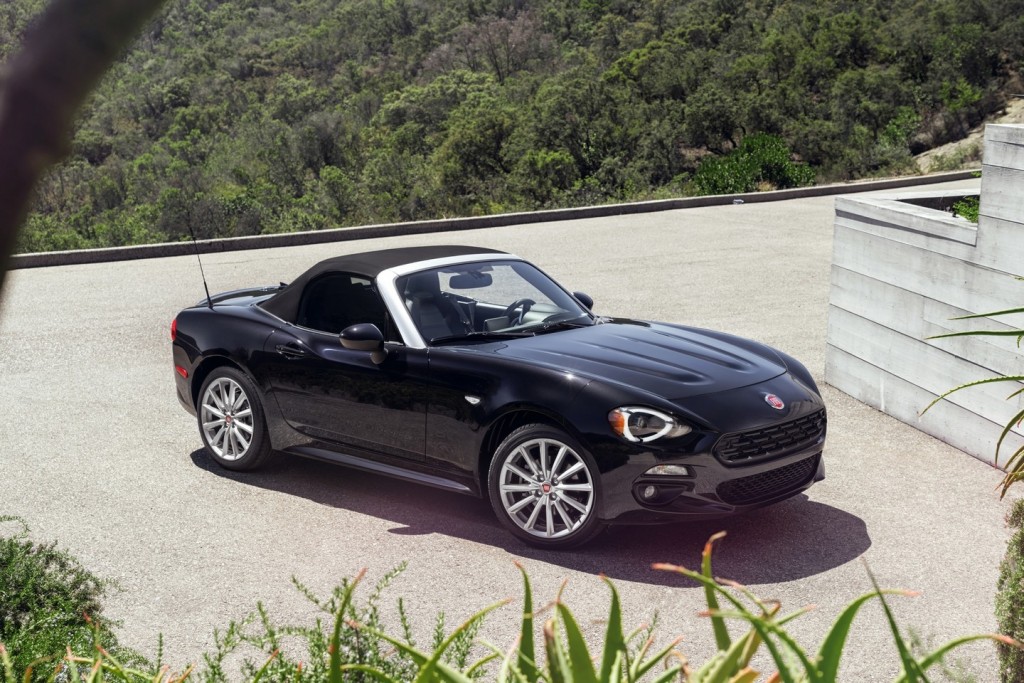 New Fiat 124 Spider arrives