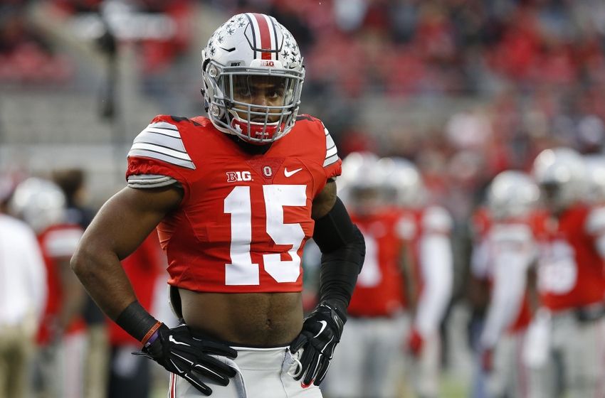 Ezekiel Elliott upset with Ohio State coaches- announces he's leaving for NFL