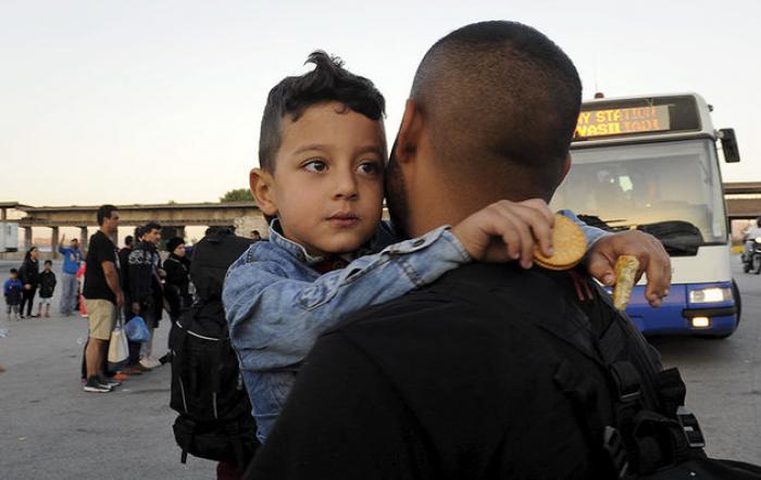 Obama admin says states lack authority to block refugees