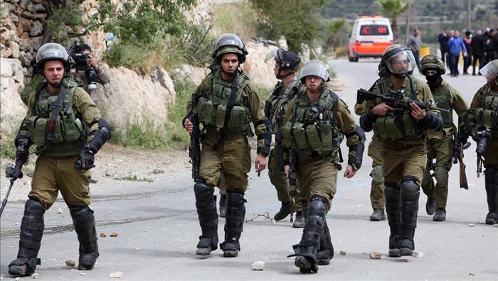 Palestinian attacker with knife shot and killed in West Bank