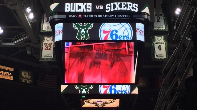 Parker makes return in Bucks win over 76ers