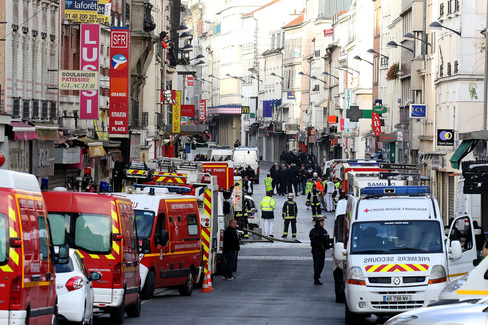 Police operations in Saint Denis