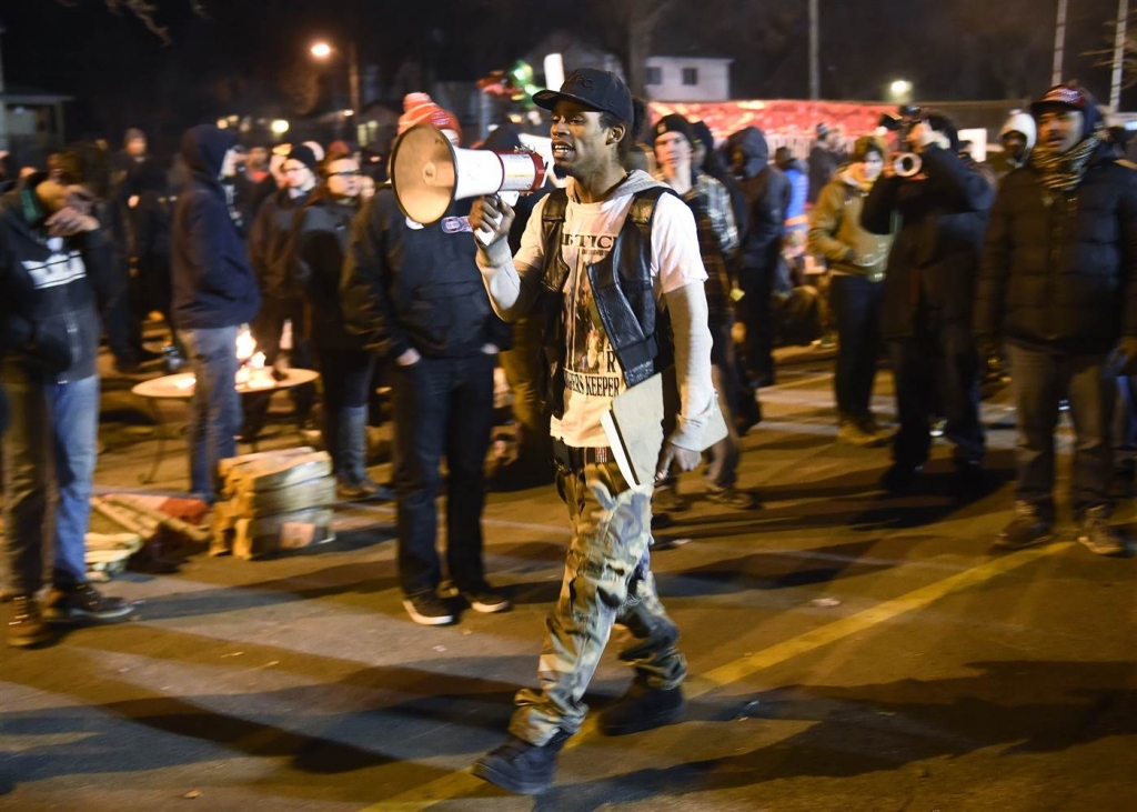 Calm at Minneapolis protest site a night after shooting