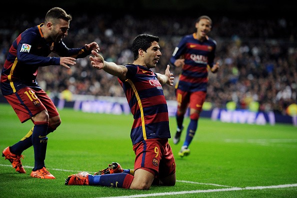 Suarez, Neymar each score as Barcelona flattens Real Madrid 4-0