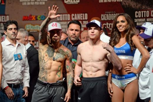 ReutersMiguel Cotto and Canelo Alvarez