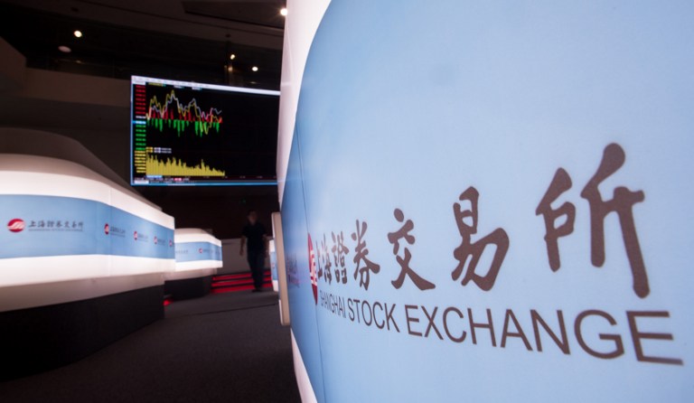 China, Hong Kong Stocks Drop as Paris Terror Stirs Anxiety