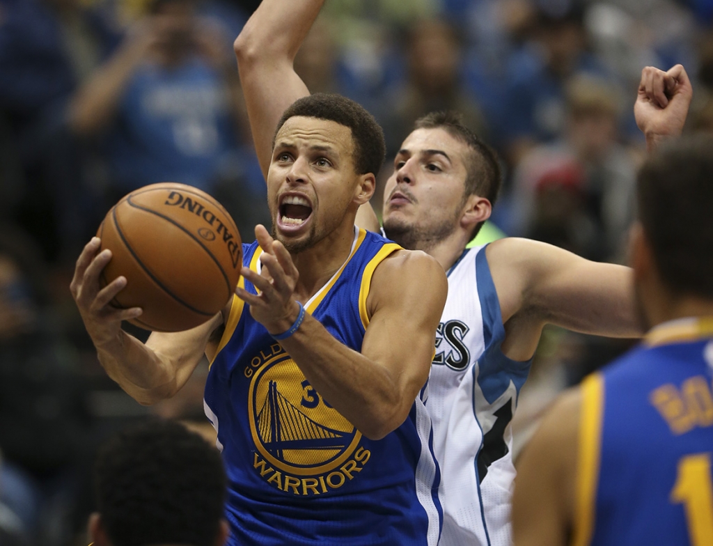 Stephen Curry Dropped 46 Points Thursday Night, This Video Has All the Buckets