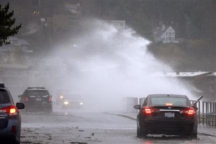 Cleanup crews took to the streets Wednesday in Washington state after a powerful storm killed three people cut power to more than 350,000 residents and flooded rivers