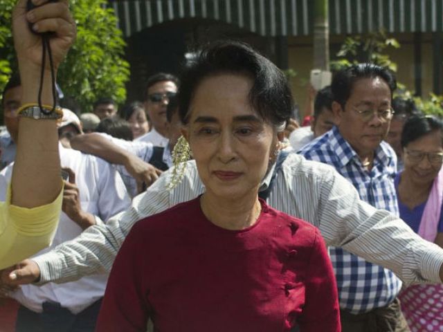 Myanmar opposition leader and head of the National League for Democracy Aung San Suu Kyi visits a polling station in Kawhmu township Yangon