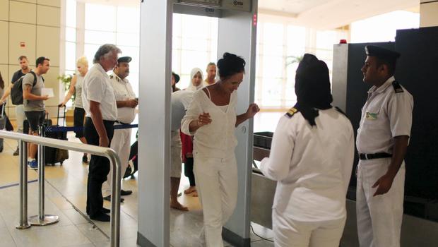 Tourists leave after finishing their holidays at the airport of the Red Sea resort of Sharm el-Sheikh Nov. 6 2015