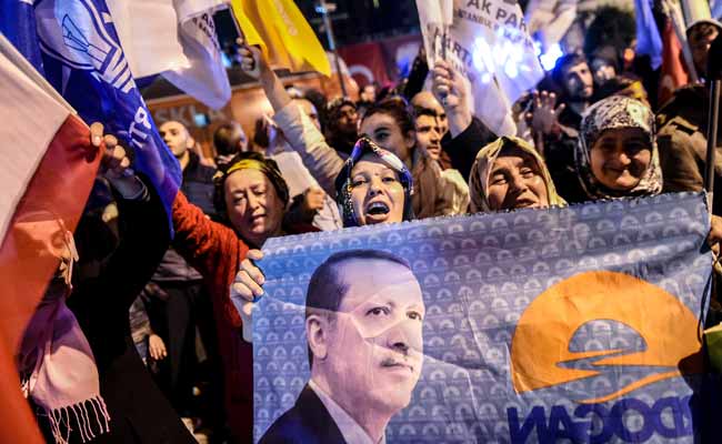 Turkey returns to single-party rule after AKP election sweep