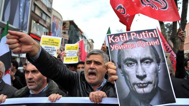 Turkish protesters in Istanbul after Turkey shot down a Russian warplane