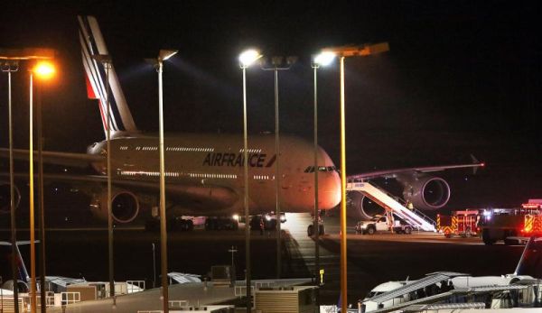 No threat found on both diverted flights from US to Paris