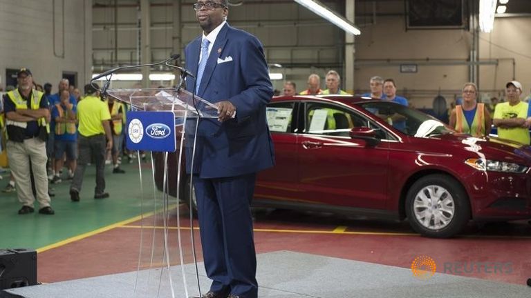 UAW Leadership Pushing To Ratify New Labor Agreement With General Motors