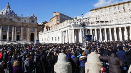 Italy ups security at Vatican, Duomo after FBI tipoff: reports