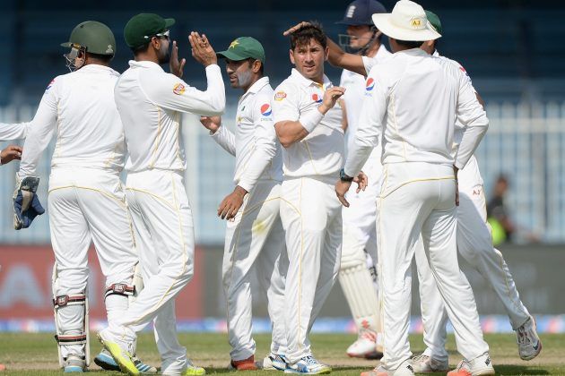 Pakistan clinch Test series 2-0