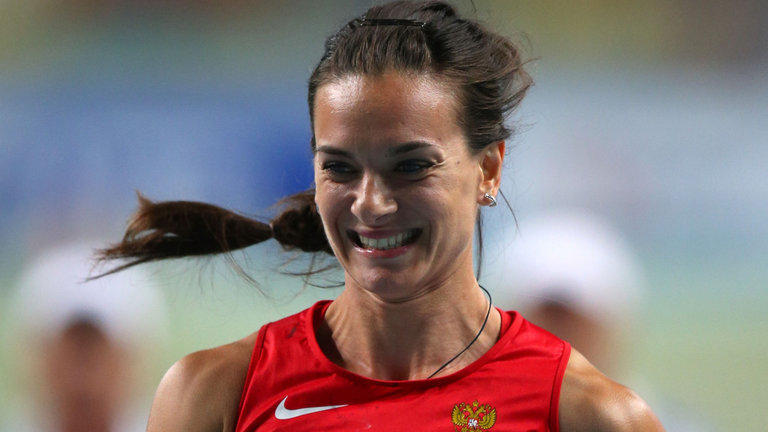 Yelena Isinbayeva feels the IAAF should investigate Russian athletes on an individual basis