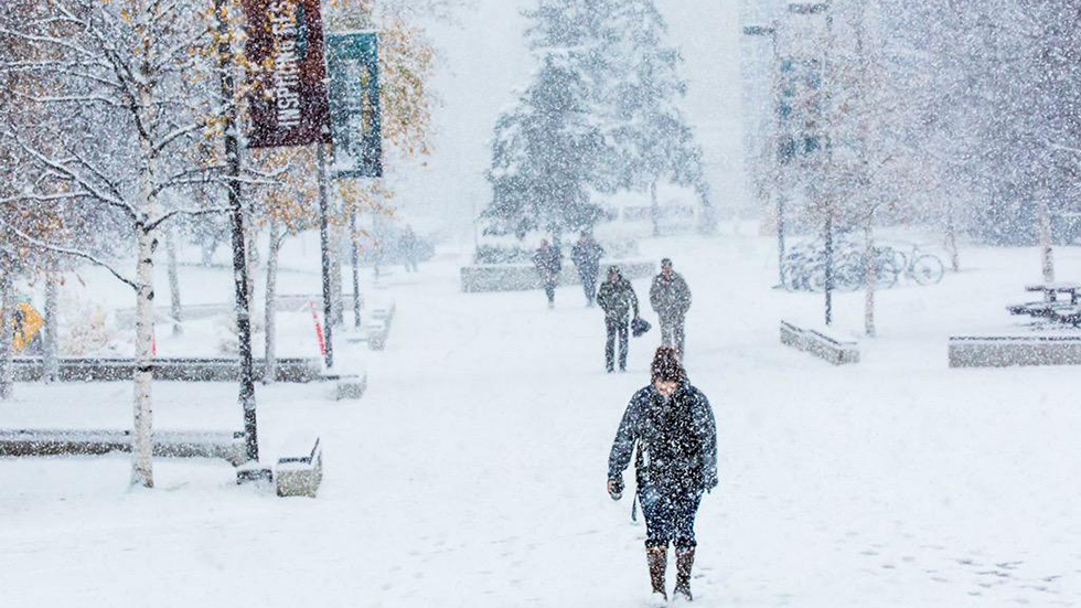 Snow arrived early to middle America