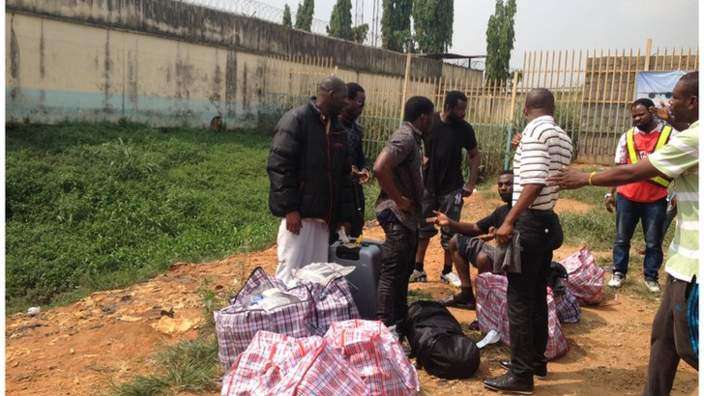 UK Deports 500 Nigerians, Some Stranded At Lagos Airport