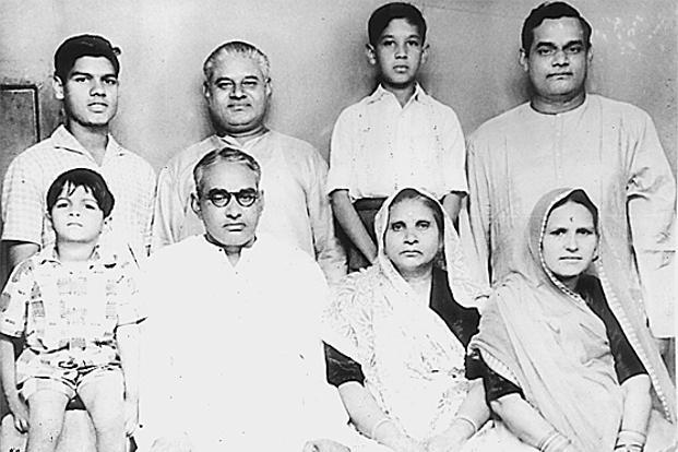 A young Atal Bihari Vajpayee posing with his immediate family HT