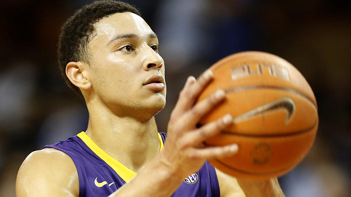 After three straight losses Australian Ben Simmons secured LSU a win with a 43-point haul.      
        
            
    
               S