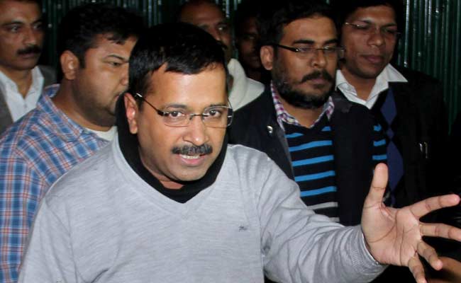 Arvind Kejriwal Tweets CBI Asked to'Finish Parties Who Don't Fall in Line