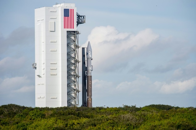 Orbital ATK¿s Cygnus spacecraft sits atop an Atlas V rocket from United Launch Alliance at Cape Canaveral on Wednesday Dec. 2 2015 ahead of a launch schedu