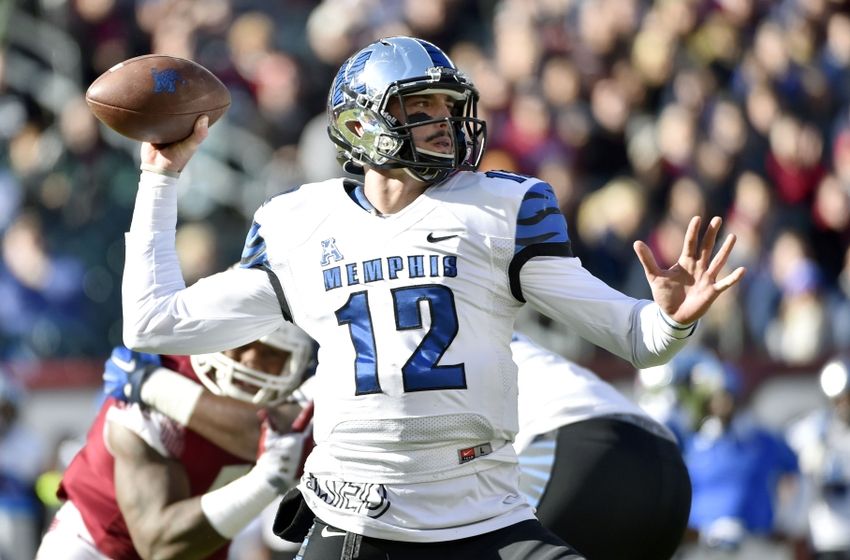 Paxton Lynch Possible top pick playing in last college game