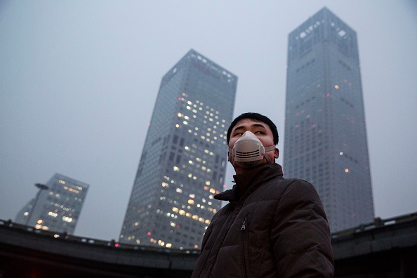 Smog Red Alert Issued by Beijing Schools Closed