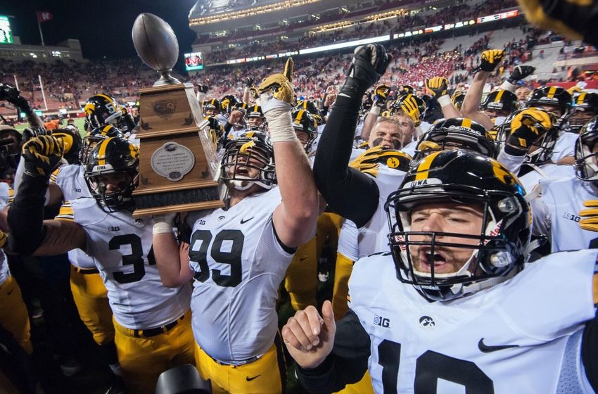 Michigan State vs Iowa preview predictions betting odds live stream info