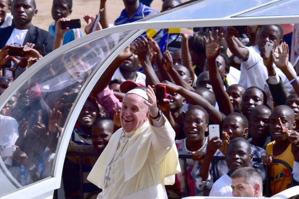 Pope to end Africa trip with Mosque Visit in Besieged Enclave