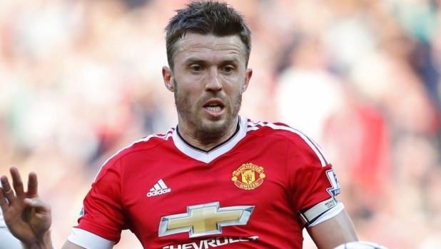 Manchester United midfielder Michael Carrick says his side simply has to start playing better