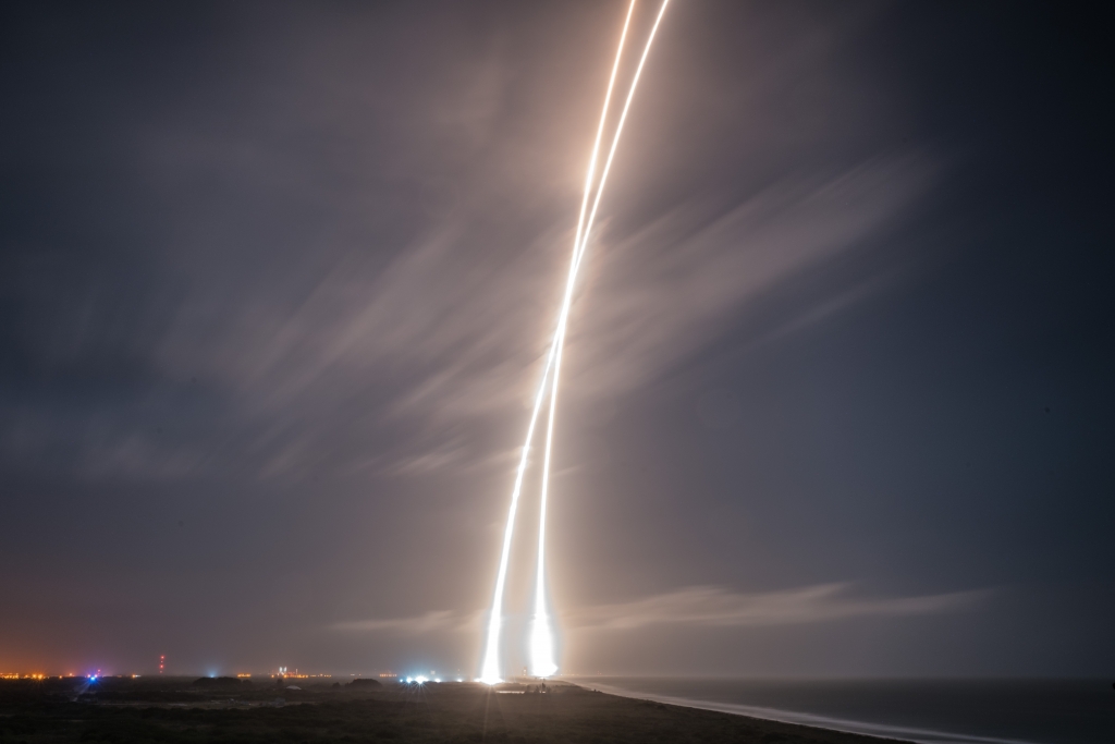 Space X rocket launches, lands successfully