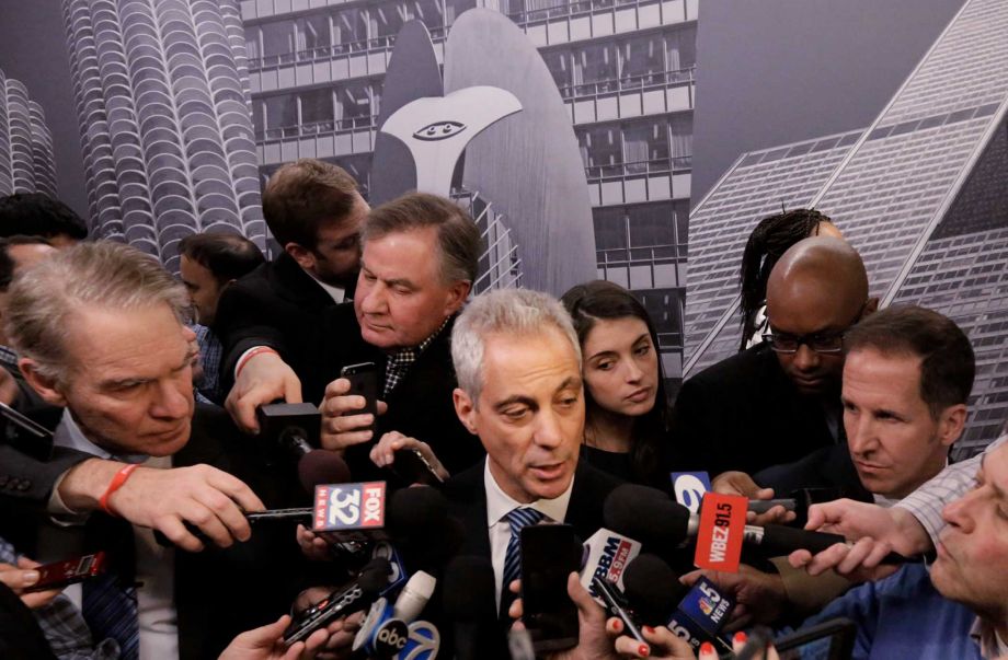 Chicago Mayor Rahm Emanuel speaks to the media Thursday Dec. 3 2015 in Chicago. Faced with growing calls for federal intervention after a white officer fatally shot a black teen Mayor Rahm Emanuel said Thursday the city would welcome a Justice Depart