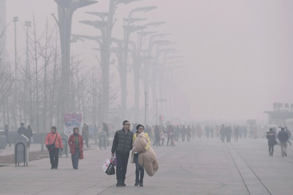 China smog climbs to perilous levels on eve of climate talks