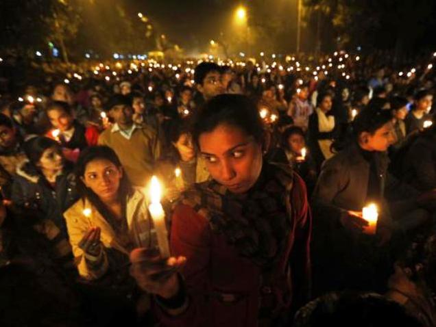 Protesters mourn the death of the gang rape victim in New Delhi. File