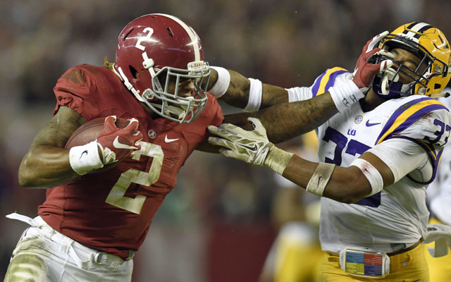 Derrick Henry powered his way to the 2015 Heisman Trophy