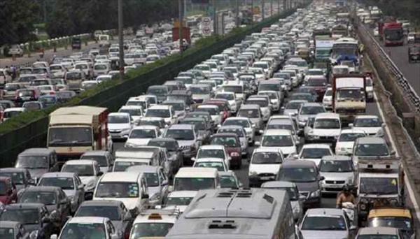 SC bans registration of diesel SUVs luxury cars in Delhi restrictions on trucks imposed