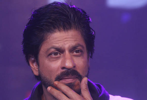 SRK regrets'Dilwale collection hit due to protests