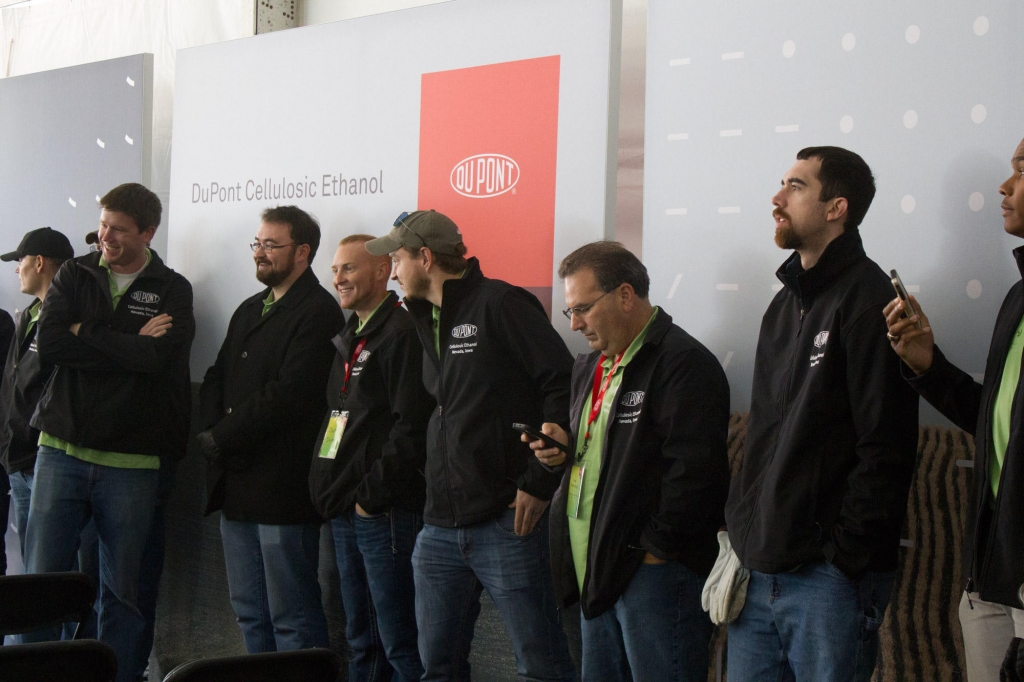 DuPont employees at the opening of the cellulosic ethanol plant in Iowa. Du Pont could merge with Dow to create the largest chemical company in the US