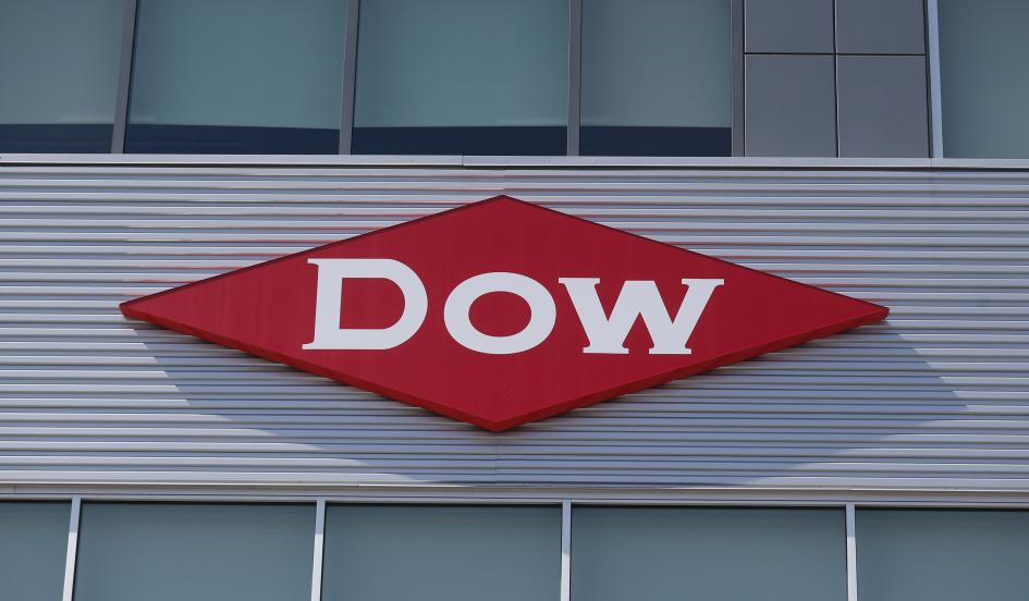 Dow, DuPont attempt to form $130B chemical producer