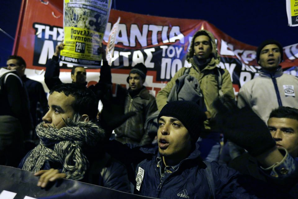 The Latest Stranded migrants chant 'Open the borders!&#39