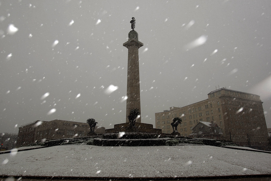 New Orleans to vote on Confederate monuments