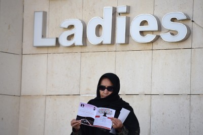 Women allowed vote in Saudi Arabia for the first time in historic elections