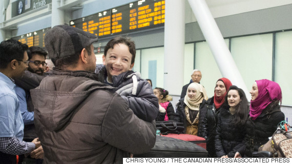 First Government Plane Carrying Refugees Arrives in Canada