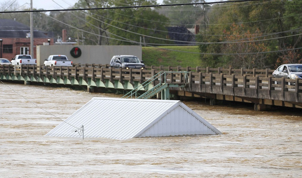 Christmas storm woes continue in southern United States